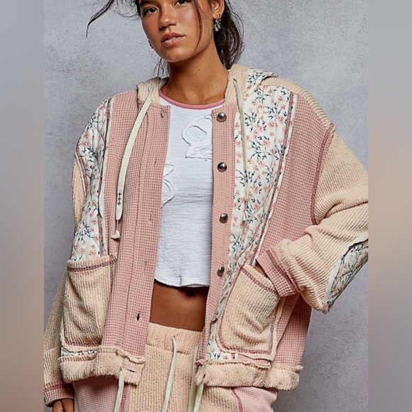 POL “ Chicago 6 “ POL Quilted Thermal Jacket and pants Set Pink Floral - Picture 2 of 4